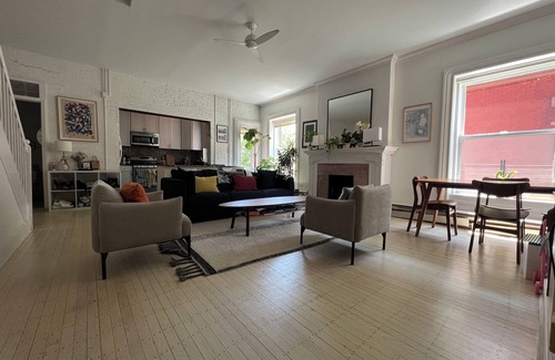 Clinton Hill Condo | 3 BR Apartment in a Beautiful Historic Mansion in Fort Greene with Backyard