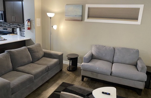 Regina House | 3 BR | Bonus RM | King Bed | Garage | Near Airport