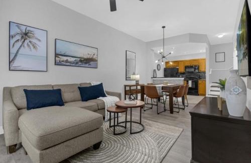 Venetian Bay Villages House | 3-BR Condo BBQ Heated Pool Near DisneyMalls