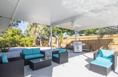 Pinellas Point House | 3 BR Florida Oasis | Pool Home | Fire Pit | Beaches | Pets OK