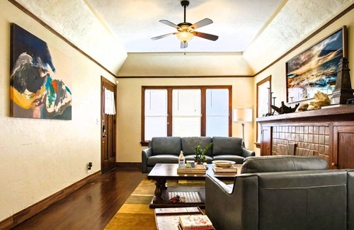 Central Oklahoma City House | 3 BR Historic Gem | 2 Baths | Modern Comforts | Near Downtown Bliss!