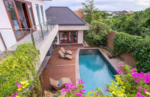 Nakula Villa | 3 BR Private Pool Villa, 5 mnts walking to the beach and Seminyak shopping area