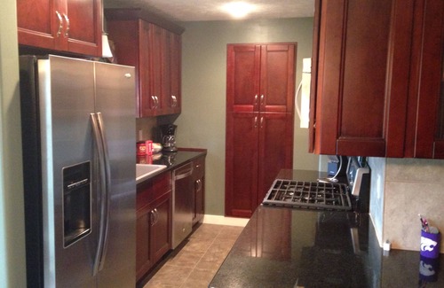 Bethany House | 3 BR, Renovated house in quiet area. SELF check in! NE Lincoln, Close 2 it all