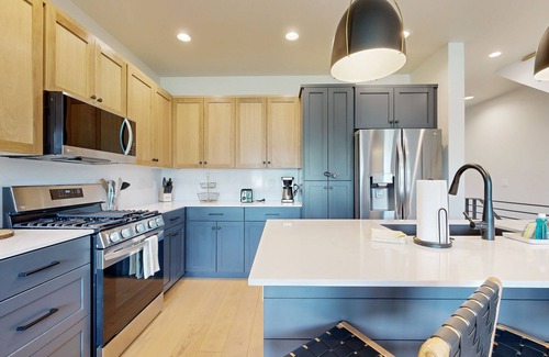 Crested Butte South House | 3 BR Townhome, Open Floor Plan, Mountain Views, and W/D