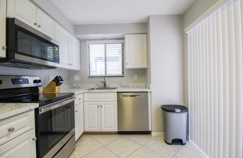 The Meadows House | 3 BR Two-Story Townhome in The Meadows - The Heartwood Haven