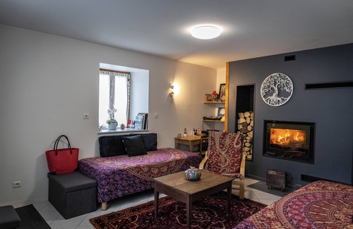 Baignes Bed & Breakfast | 3 Chambres table d'hôtes in the countryside le nid qui danse near Vesoul 8 to 11 pers.
