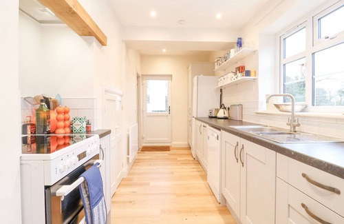 Woodbridge Cottage | 3 CHANTRY COTTAGES, family friendly, with open fire in Woodbridge