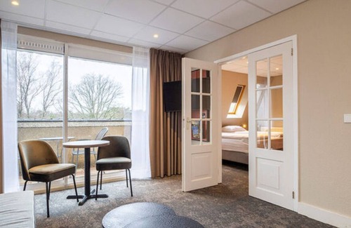 Doorwerth House | 3 Charming Doorwerth Rooms Surrounded by Nature, Close to Arnhem