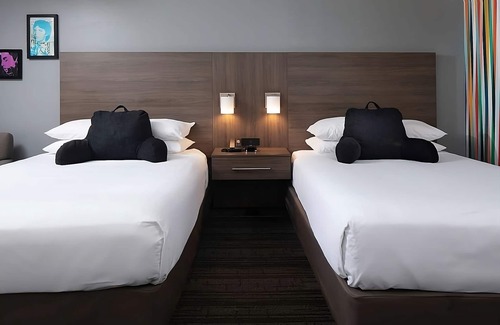 Temecula Hotel | 3 Comfortable Space Minutes from Top Attractions!