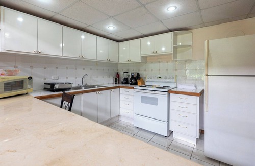 Ciudad Cariari Condo | 3 condos together, 5-bd, on golf course near S.J. near airport - golf & tennis