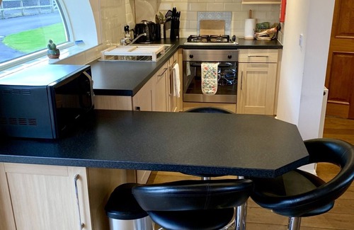 Wressle Cottage | 3 cottages on farm. Big garden with kids outdoor toys. Nr Howden/York 35 mins