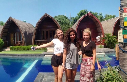 Mataram House | 3 Deluxe Room, Sweet Bungalow Near Gili T Beach