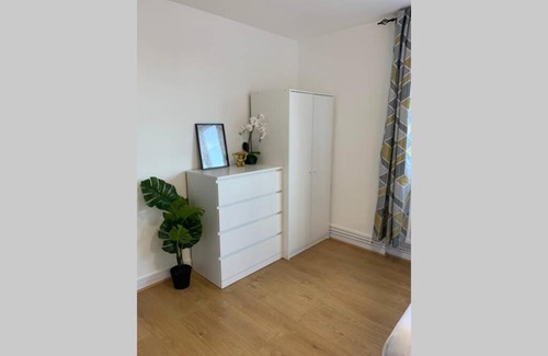 Chaucer Apartment | 3 Double BDR Flat 6 min walk to Borough Station