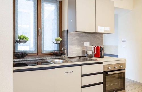 Somma Lombardo House | 3- Double room, 3 single beds, private bathroom.