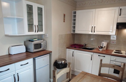 Cayton Cottage | 3 Eldin Hall Properties