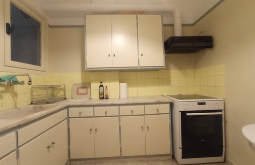 Athens City Centre Apartment | 3-Generations Athenian home at the foot of the Acropolis hill in Athen"s center