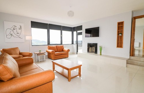 Fahan House | 3 Harbour View