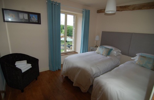 Argouges House | 3 jewelery gite with swimming pool 20 minutes from Mont Saint Michel