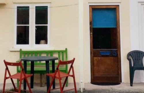 Lyme Regis House | 3 Lymbrook Cottage