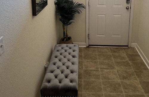 Portsmouth Condo | 3 Master Bedrooms near Casino