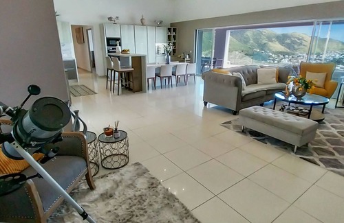 Bellevue Villa | 3 bedroom Villa La Casa del Jefe offers a 180° view from Orient Bay/Grand Case