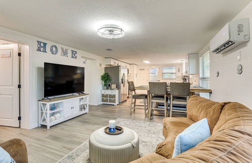Apollo Beach House | 3 Mi to Apollo Beach Preserve: Family Retreat!