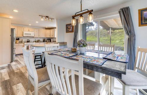 Warrenton House | 3 Mi to Beach Oregon North Coast Retreat