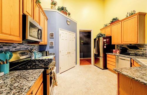 Ocean View House | 3 Mi to Bethany Beach: Family Home w/Movie Room!