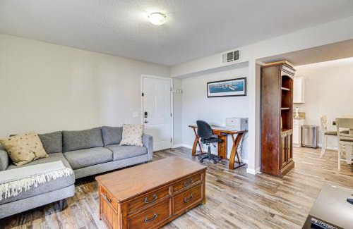 Reno Apartment | 3 Mi to Downtown Reno Charming Condo with Patio