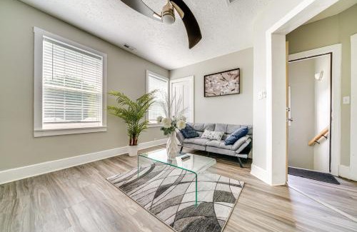 Clifton Heights Apartment | 3 Mi to Dtwn Cozy Apt with Yard in Louisville!