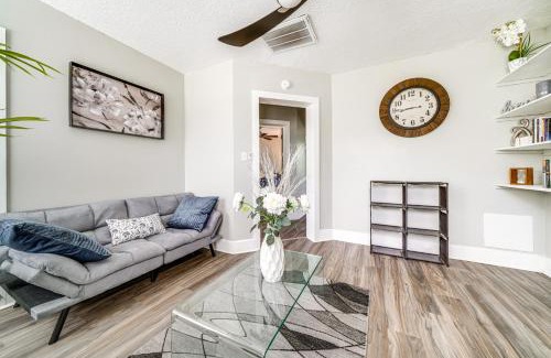 Clifton Heights Apartment | 3 Mi to Dtwn Cozy Apt with Yard in Louisville!