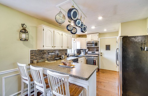 Fancher House | 3 Mi to Erie Canal: Home w/Hot Tub in Holley!