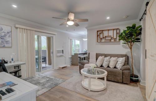 La Jolla Village Apartment | 3 Mi to La Jolla Shores Relaxing Resort Retreat!