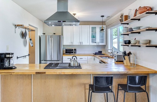 Lake Morton-Berrydale House | 3 Mi to Lake Wilderness: Charming Family Home!