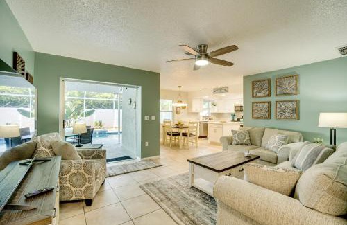 South Venice House | 3 Mi to Manasota Key Stylish Single-Story Home!