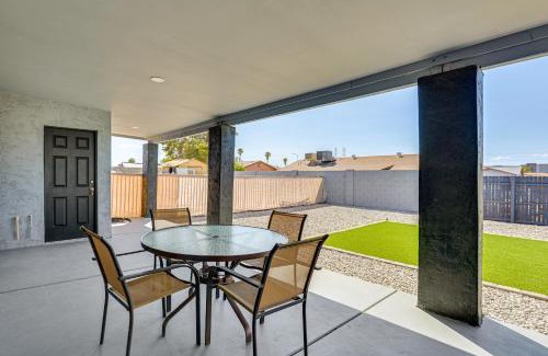 Phoenix House | 3 Mi to Desert Diamond Arena Peoria Home with Yard!