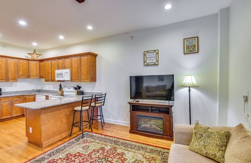 Shorewood-Tower Hills-Harbert Apartment | 3 Mi to Warren Dunes: Sawyer Getaway w/Fireplace!