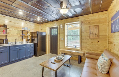 Alpine Bay Cabin | 3 Mi to Water: Logan Martin Lake Cabin Getaway
