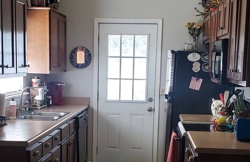 Oxford House | 3 miles from the University and 3 miles from the Square