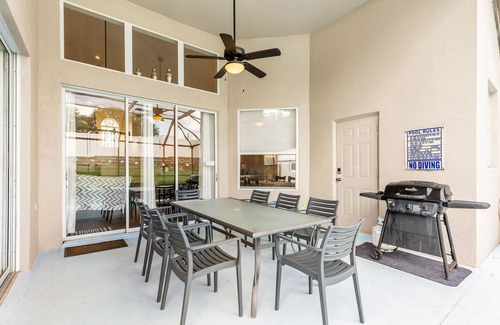 Windsor Palms House | 3 miles to Disney! Kid friendly, Adult approved, pet friendly. VRBO stayed here!
