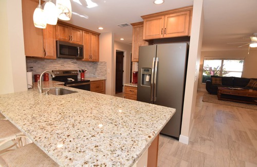 South Sarasota House | 3 Miles to Siesta Beach 3bdr/2bth with heated pool