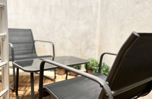 University District House | 3 min walk to MEIR, 10 min to Central Station - cozy 3/4BR - entire house