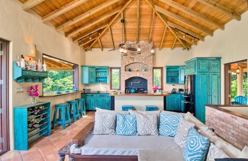 East End Villa | 3 min walk to surf. Amazing ocean views, beautiful gardens, private and peaceful