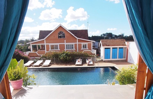 Ambohibao House | 3 minutes from the Airport - 4 BR/1 Bathroom