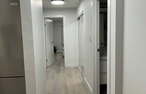 Fairview Apartment | 3 Minute Walk to VGH - Perfect for Doctors, Residents, Nurses or Patients.