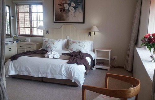 Plettenberg Bay Bed & Breakfast | 3 minutes walk to Robberg beach