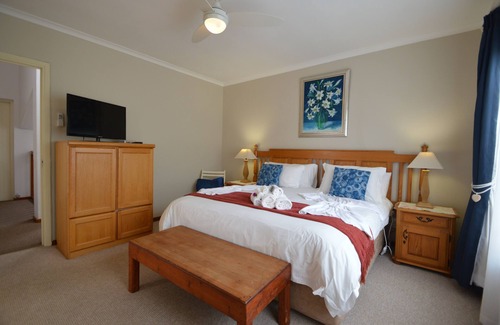 Plettenberg Bay Bed & Breakfast | 3 minutes walk to Robberg beach