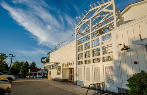 Union Pier House | 3 Nt Sum Min! - Cozy Cottage Near Union Pier & Private Beach Access!