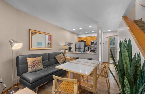 Cannon Beach House | 3 Orca Bay: Cozy Town Home | Walk to Beach | Dog-Friendly