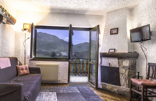 Prato Nevoso Apartment | 3 Pini - One Bedroom 6 beds